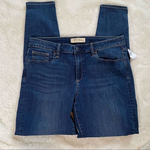 Gap 1969 Midrise Curvy True Skinny 33 Tall Jeans. NWT. - Picture 2 of 8